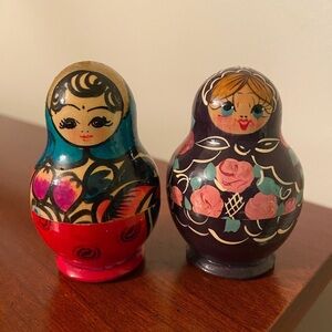 Lot of 2 Vintage Hand Painted Russian Matryoshka 5 piece set Nesting Dolls